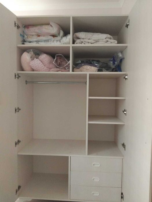 Гардероб двукрилен