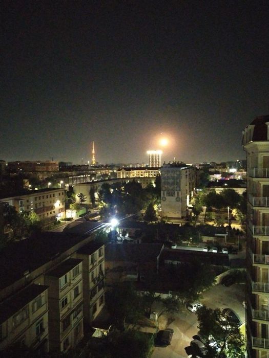 Квартира продается 51-м2 жк Хонсарой Юнусабад 19-кв  мебелью и техника