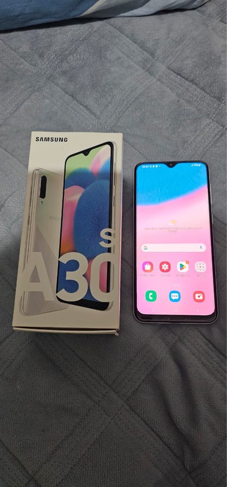 Продам Samsung Galaxy A30s