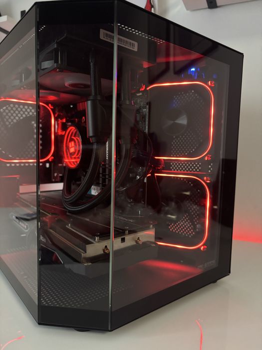 Se vinde pc de gaming Ryzen 5 5600 | RX 6600XT