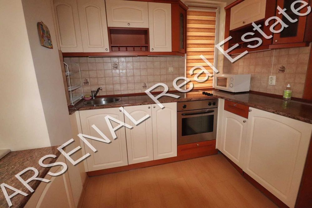 Дава се под наем Тристаен апартамент в София, Лозенец - 120 кв.м за 750 € - Снимка #1