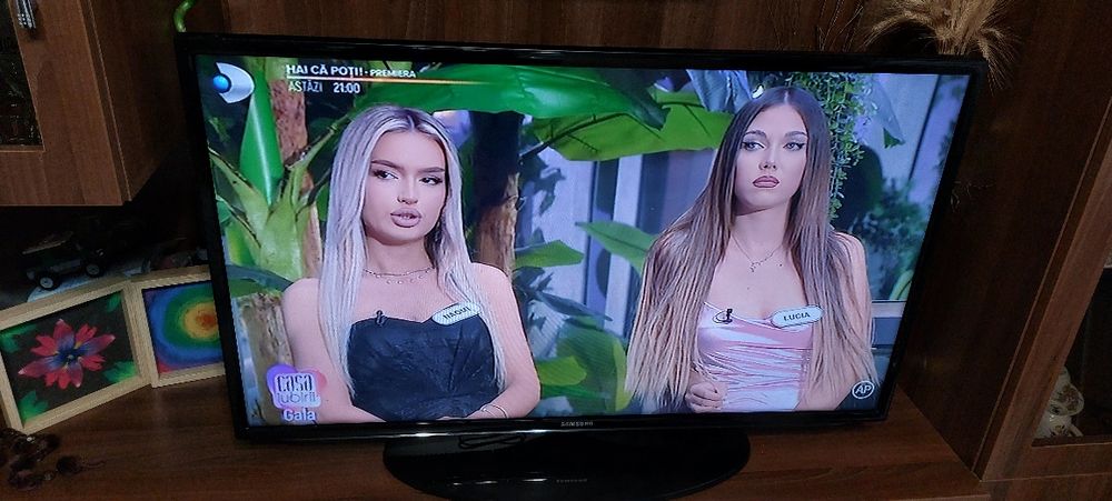 vând tv Samsung diagonala 106