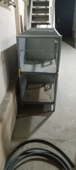 Tòti qush uchun qafas