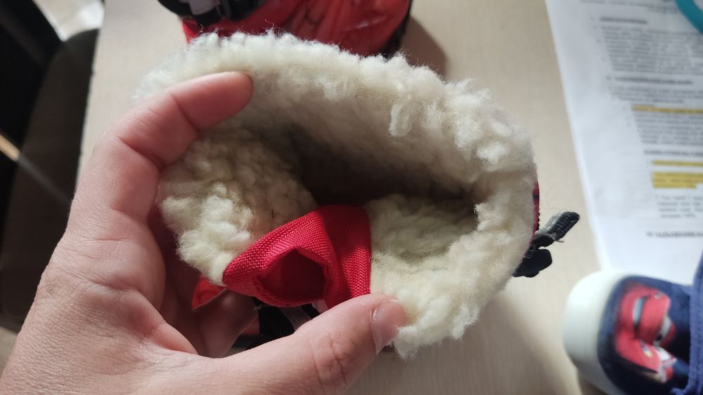 Дебели ботушки+ подарък