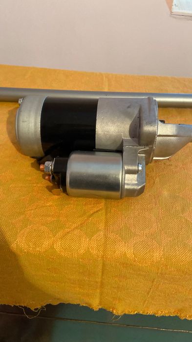 Стартер за трактор Iseki чисто нов