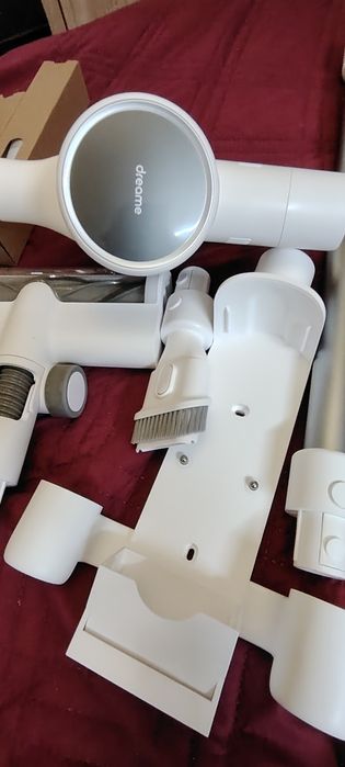 Две Безжични Прахосмукачки Dreame (T10 и V10 Pro) – За Части