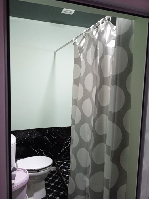 Uy sotiladi yangiyol shaxrida sentrda