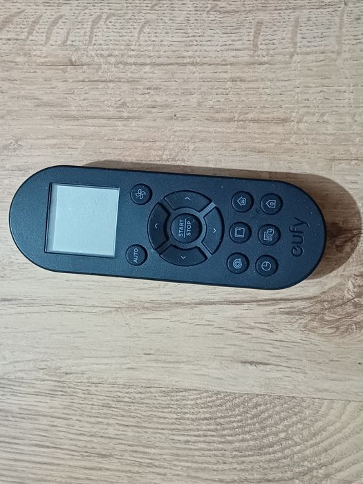 Telecomanda Eufy RoboVac in stare buna. Testata!