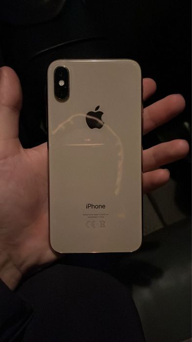 iPhone XS
