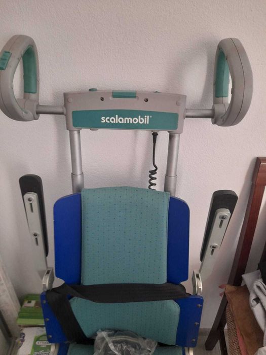 Scaun mobil persoane handicap