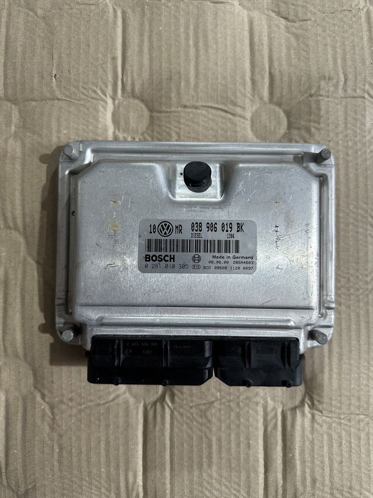 Calculator motor VW Passat B5 1.9 Tdi : 038906019BK