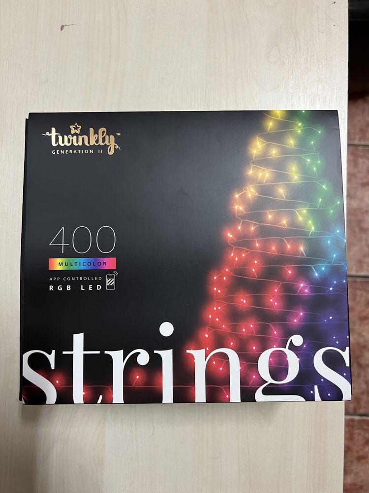 Lumini pentru pomul de Craciun Twinkly Strings 400 LED RGB 32 m SMART