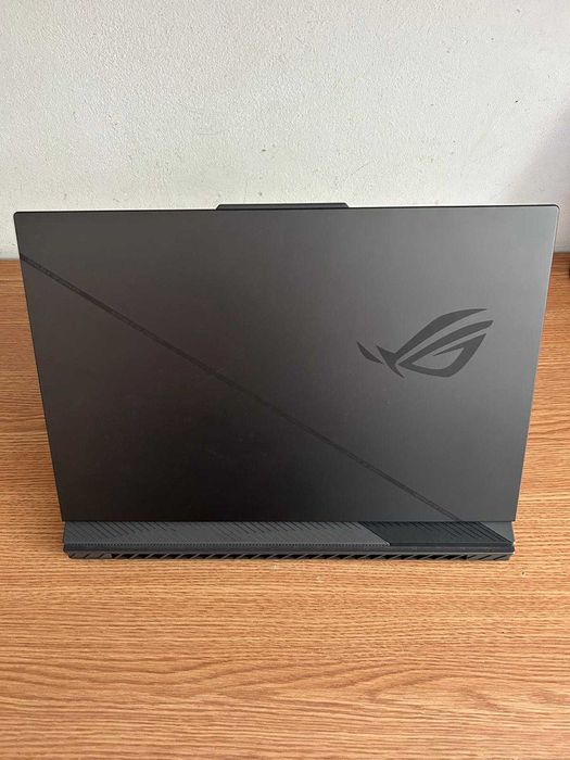 Laptop ASUS Gaming ROG Strix G16, QHD+ 240Hz, Procesor i9 14900HX