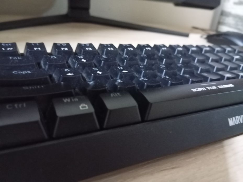 Клавиатура 60% за игри Marvo