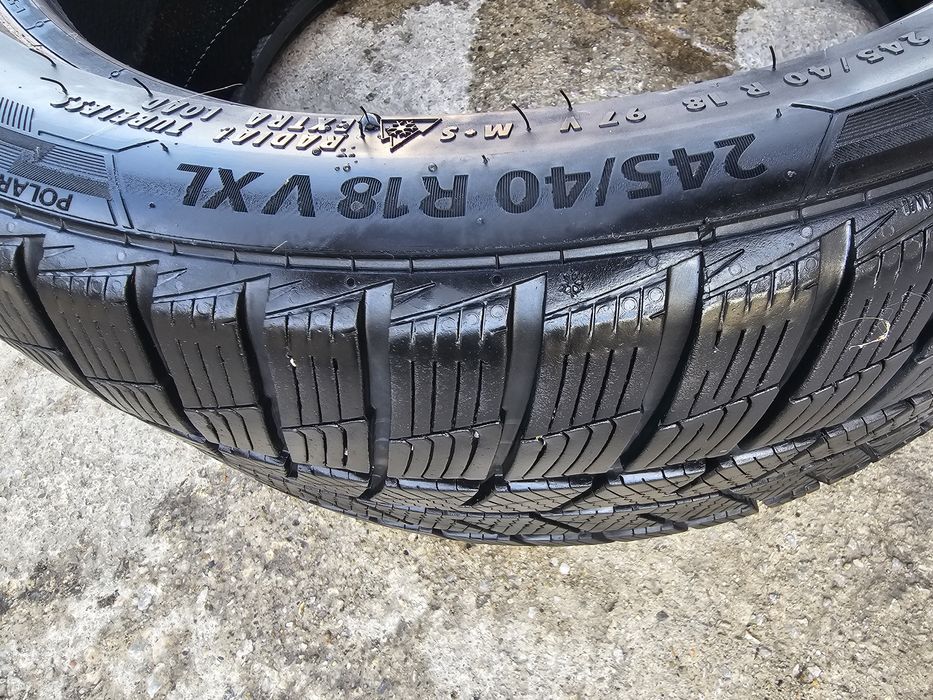 Зимни гуми BARUM245/40/18