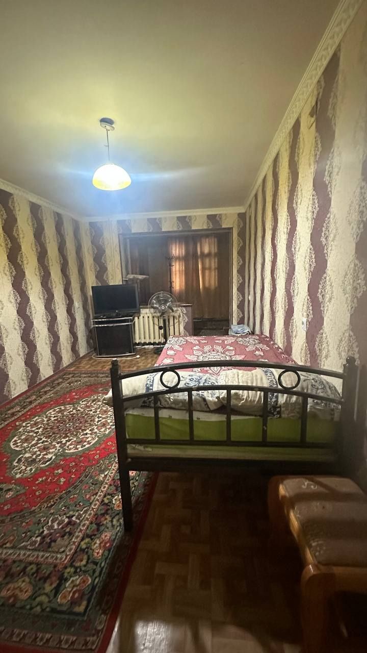 Художники бий метро Максим горький буз 1 балкон 2х6 1/1/5