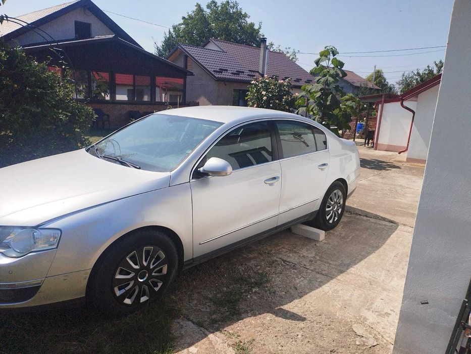 Vând VW Passat B6