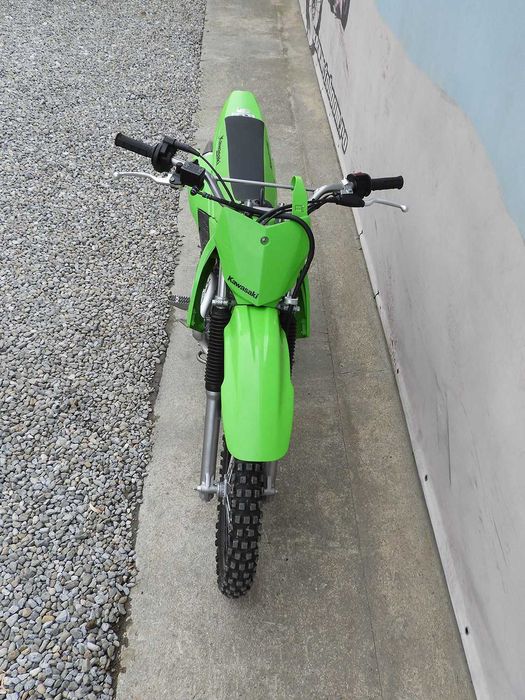Motocicleta Kawasaki KLX 140R 2024 second
