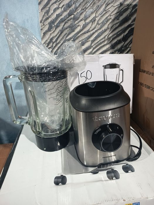 Vând blender taurus