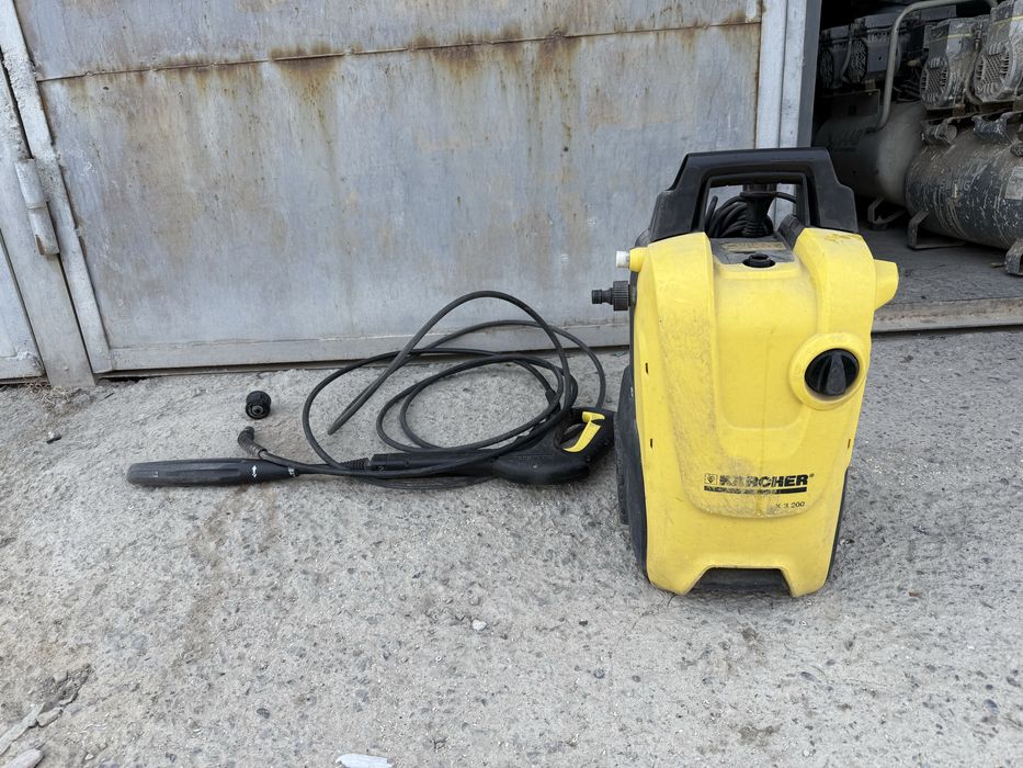 * KARCHER K 3.200 оригинал Италия (нужно заменить шланг)