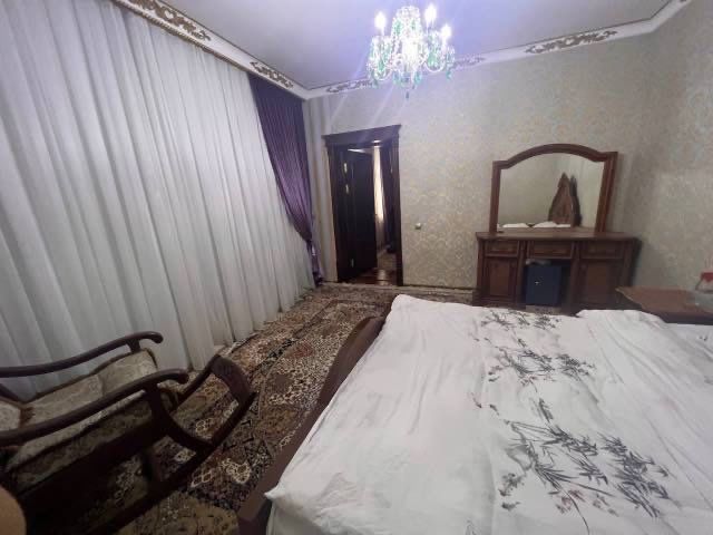 Ховли участка сотилади