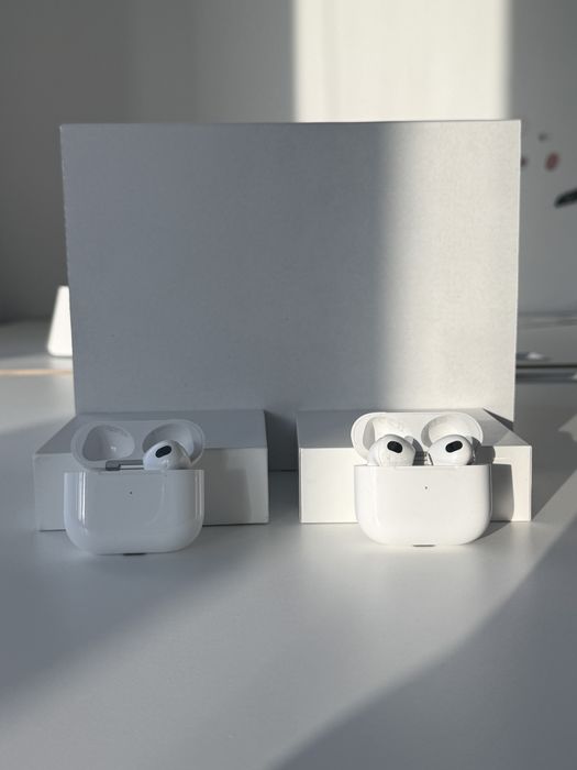 Оригинальный кейс Airpods 3