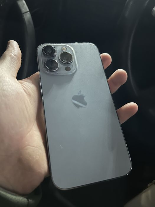 Продам Айфон 13 PRO