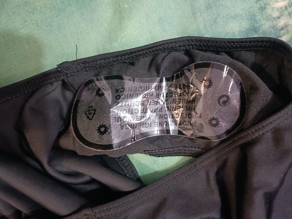 Дамски бански L и XL