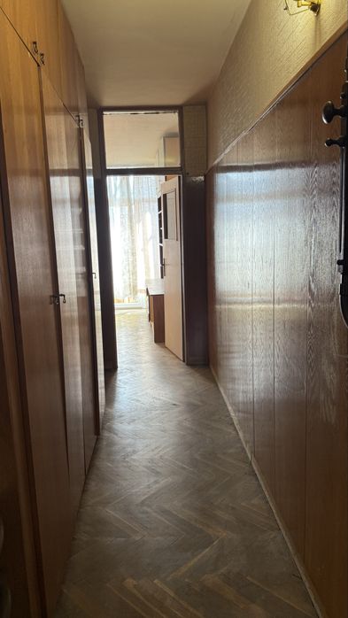 Тристаен апартамент 92 чисти кв.м.