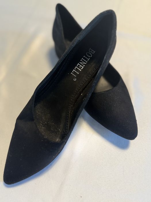 Pantofi negri eleganți BOTINELLI, mărimea 36, stare impecabilă