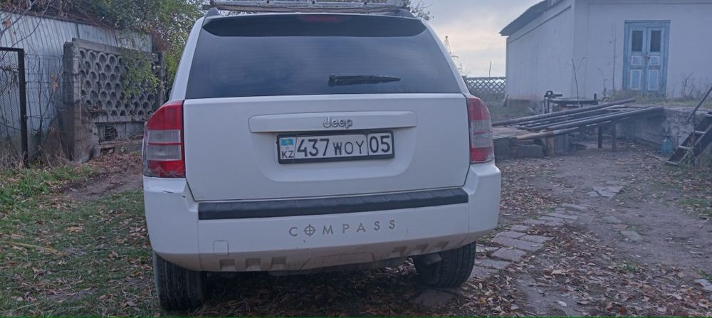 Продам машина Jeep
