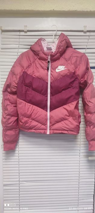 Детско яке Nike – размер 156–166 см (XL)