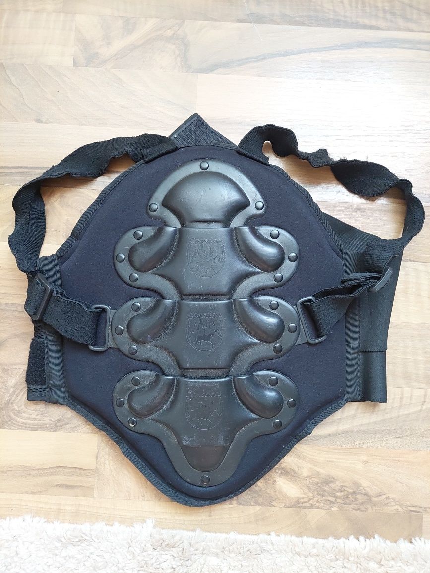 Protectie spate ideal calarie,echitatie,moto etc