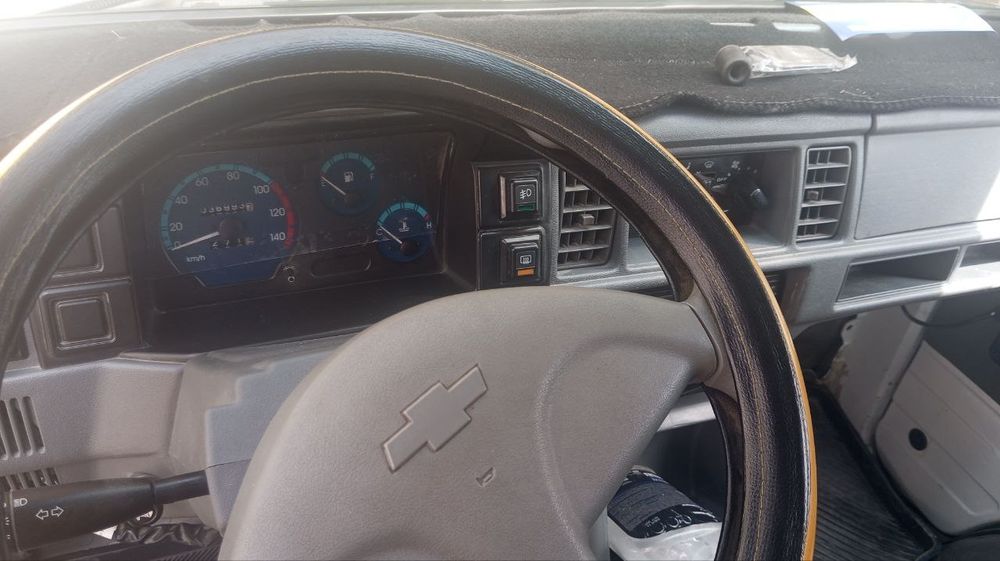 Мошин сотилади 2023 йли