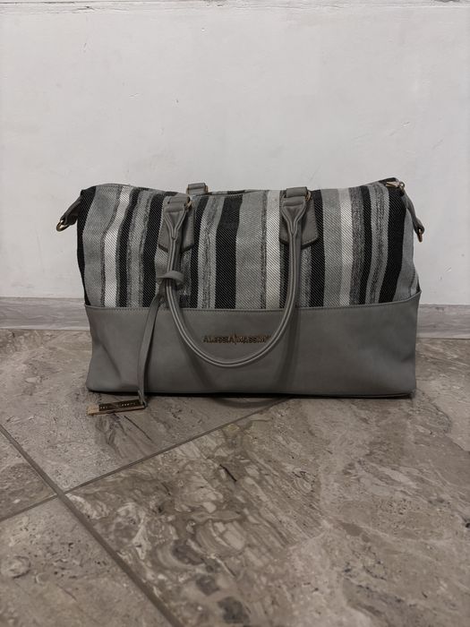 Дамска Пътна чанта ALESSIA MASSIMO