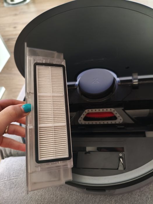 Robot aspirator Roborock S5 Max – stare bună, cu accesorii incluse