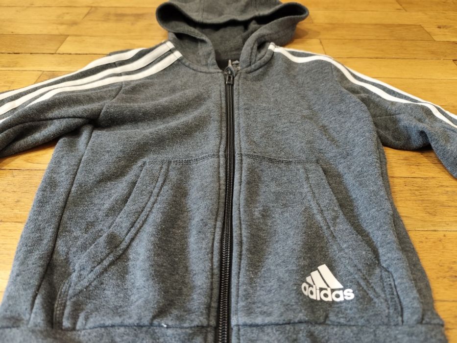 Adidas спортен суичър с цип и качулка размер 110