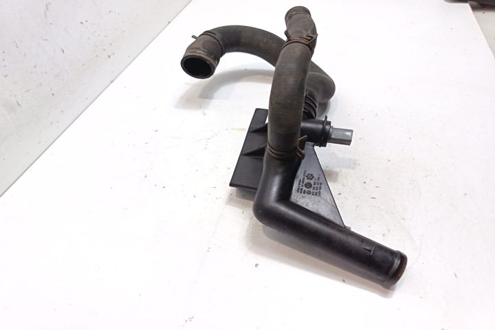 Tub apa cu furtune 076121085A Volkswagen VW Crafter prima generatie