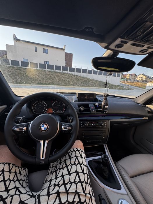 Bmw 120d seria 1 / M pachet / Harman Kardon / piele