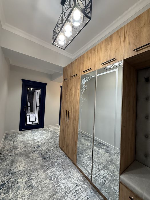 Samkochda 3 xona kvartira sotiladi