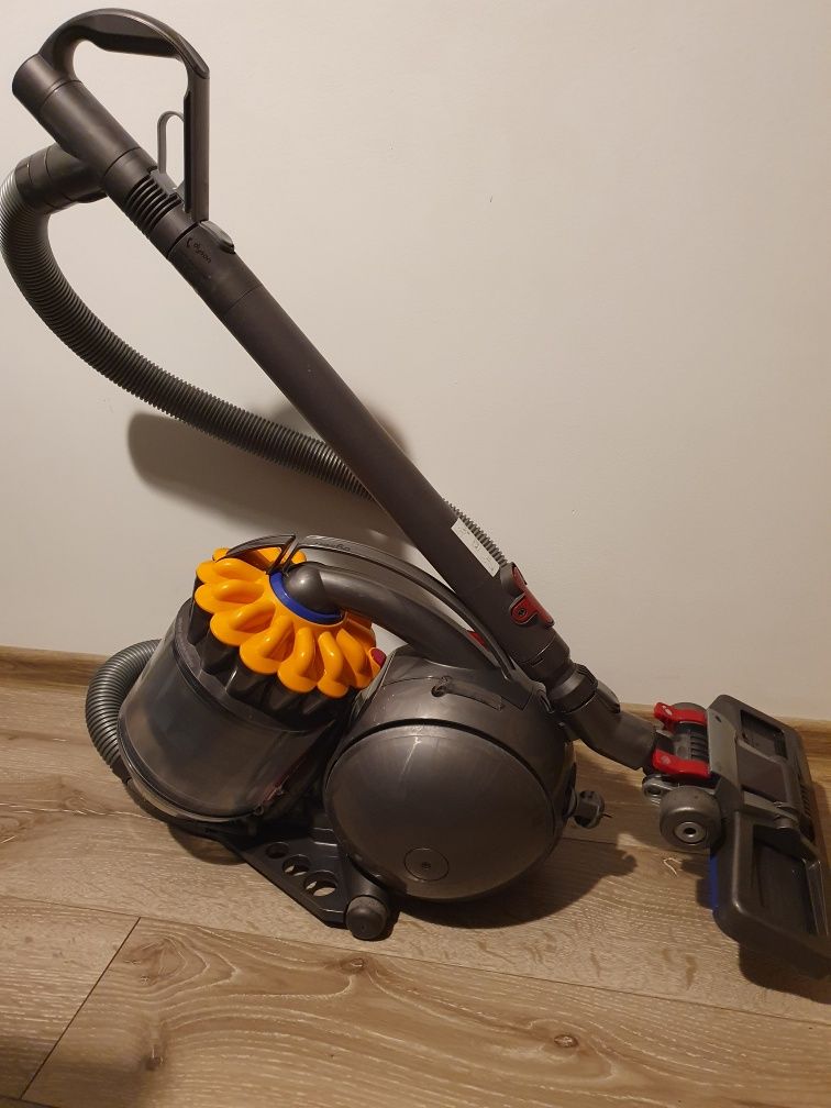 Aspirator Dyson Ball DC33C PRO sistem ciclonic