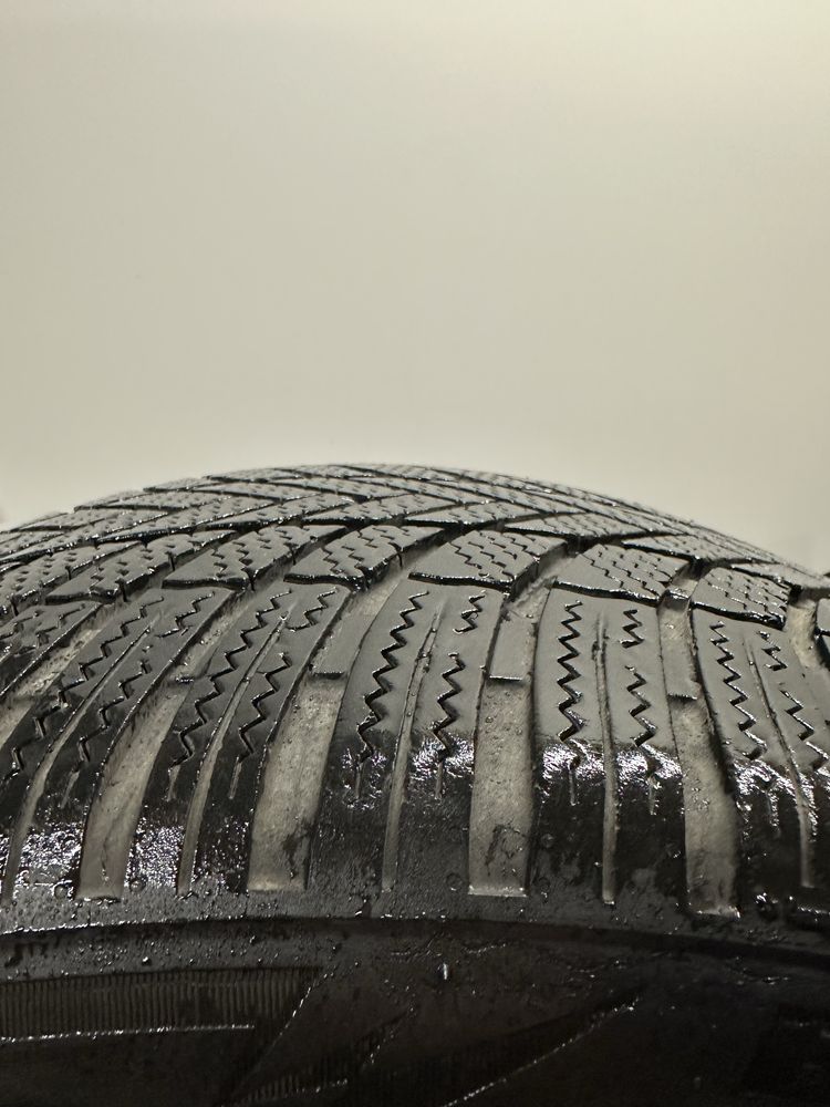 Зимни гуми Bridgestone Blizzak LM005