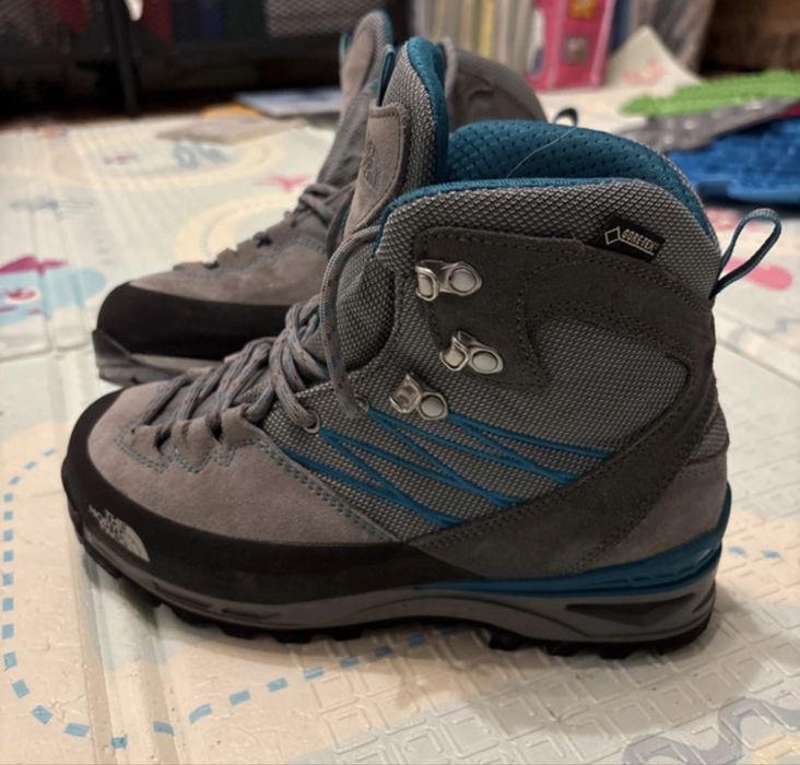 Bocanci the north face - Verbera Lightpacker 38