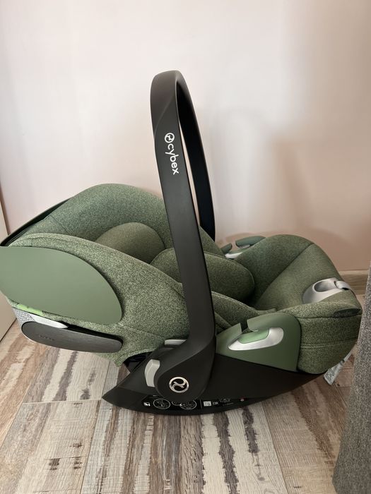 Cybex Cloud T I-size LEAF GREEN