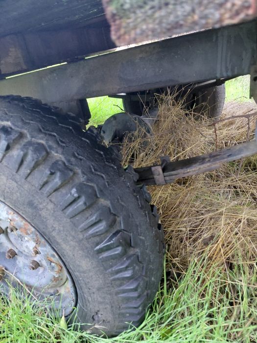 ремарке 1.5 тона на база шаси и заден мост от НИСА