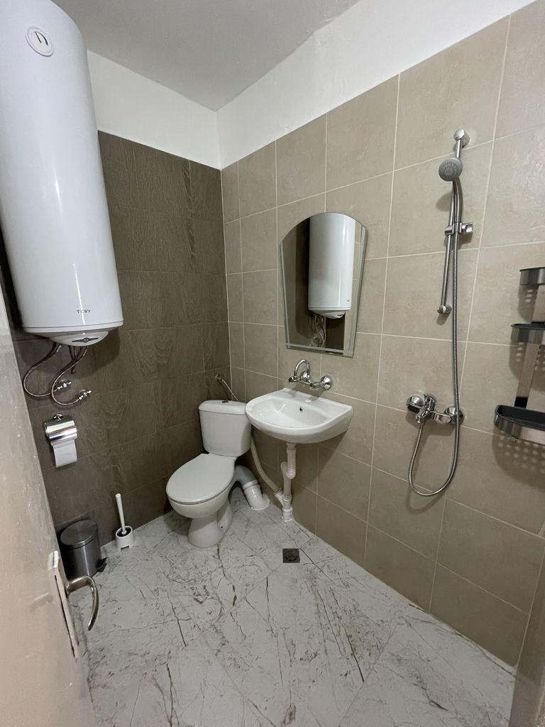 Дава се под наем Четиристаен апартамент в Асеновград - 67 кв.м за 321.3 € - Снимка #6