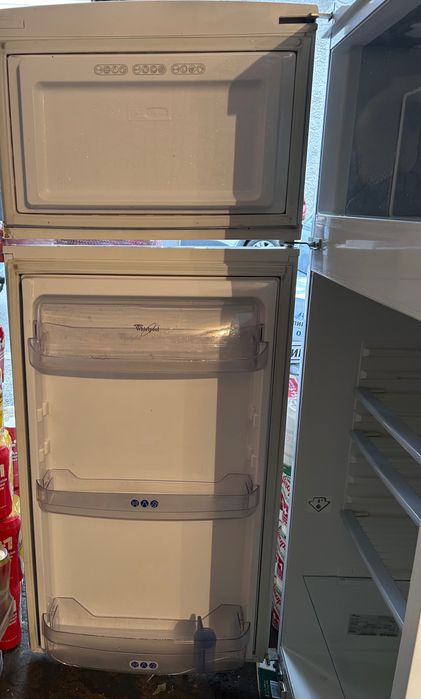 Хладилник Whirlpool