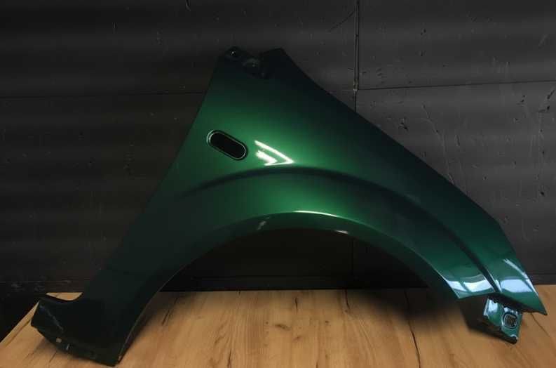 Aripa Fata Dreapta Ford Fiesta 2002-2008 (Kelp (Verde))