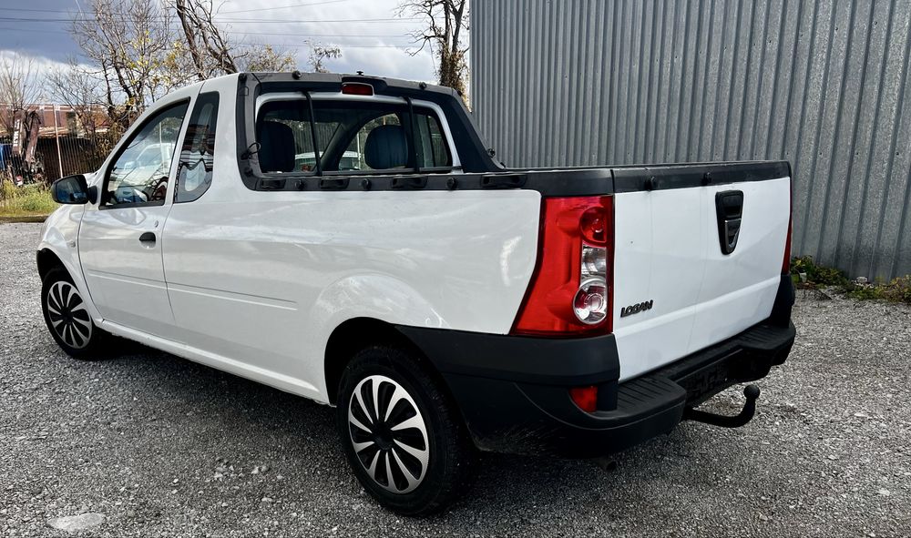 Продавам dacia logan pick up
