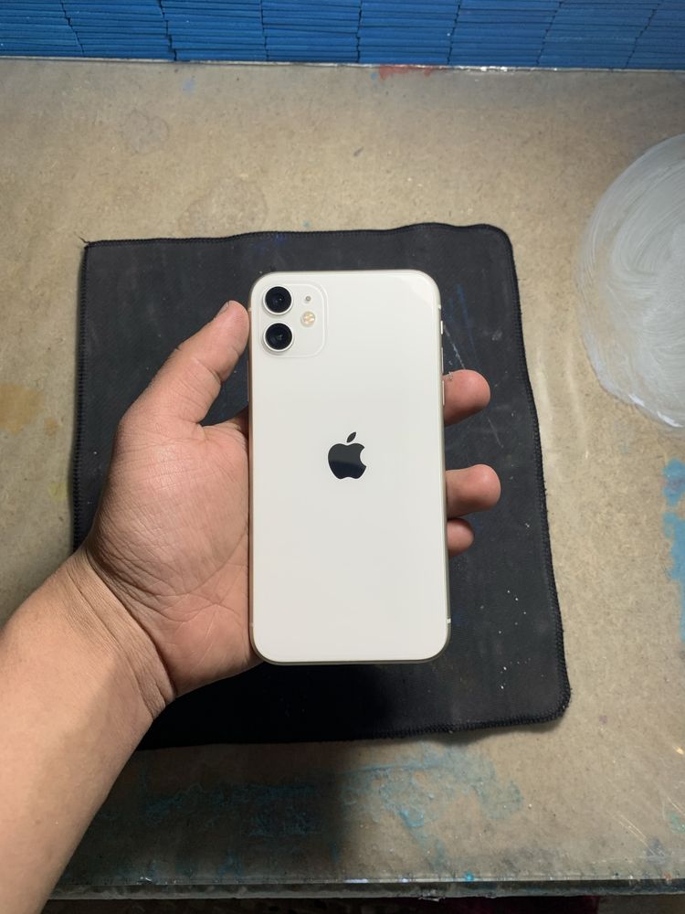 iphone11 ideal.